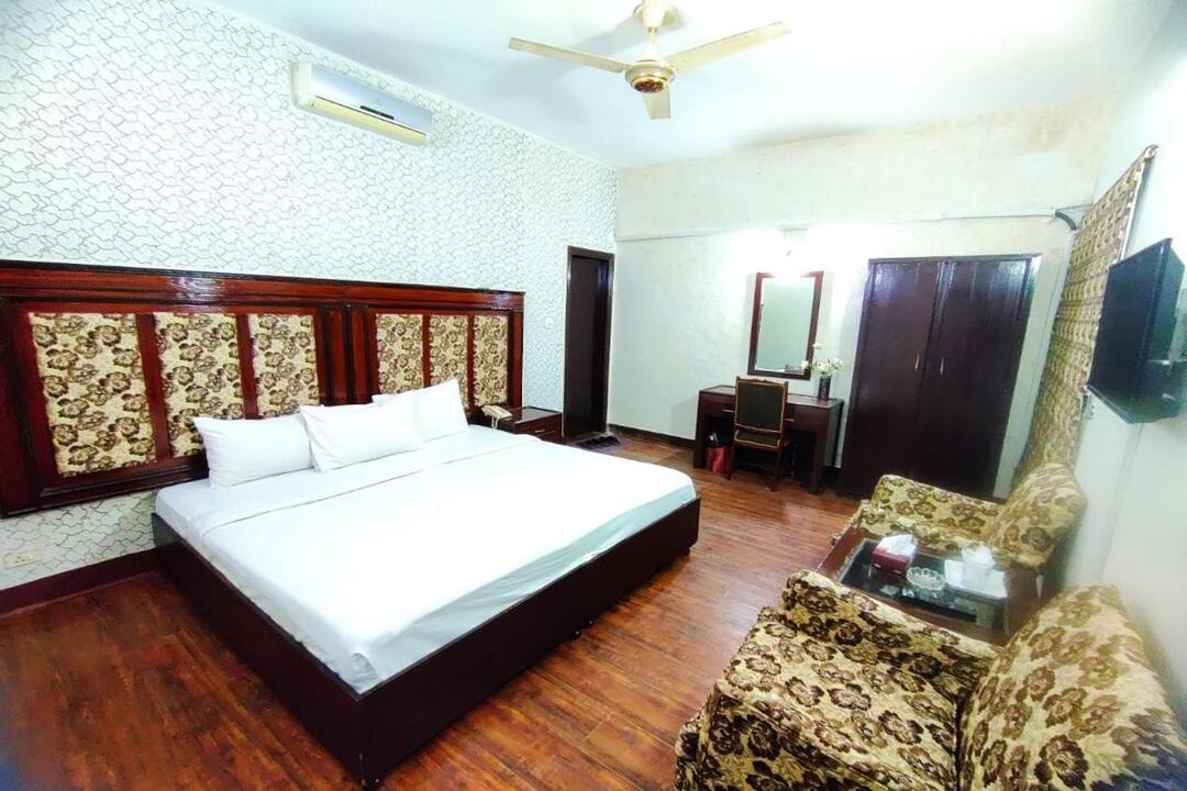Margalla View Motel & Guest House