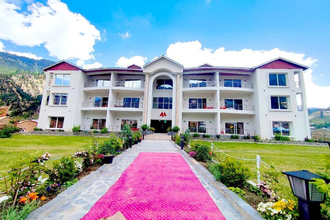 Maria Hotel and Resorts, Kalam