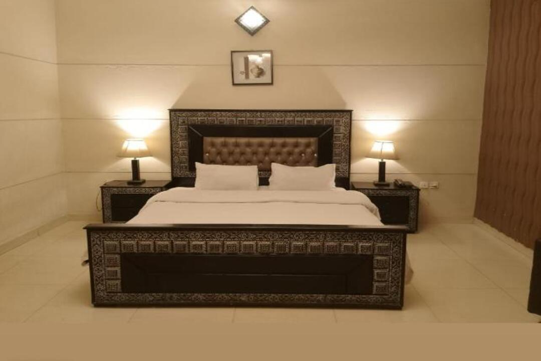 Midway Hotel Balakot
