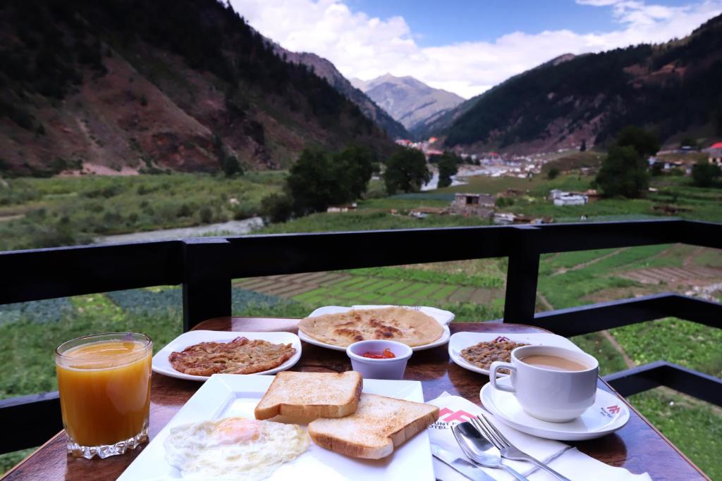 Mount Feast Hotel