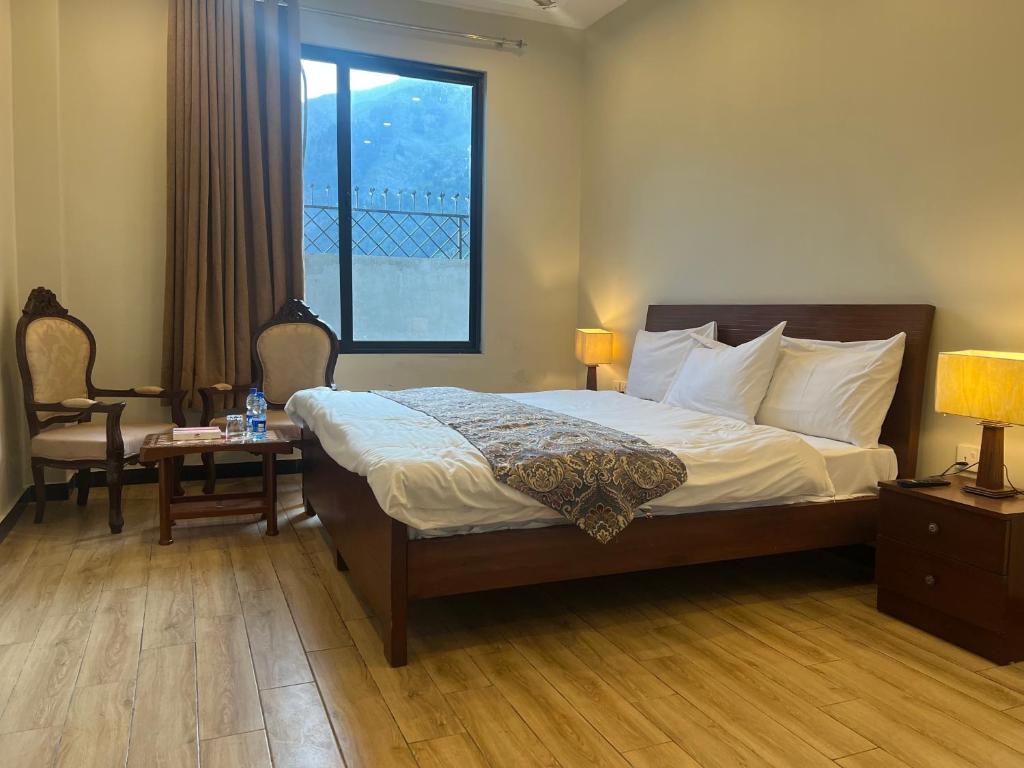 Mount Feast Hotel