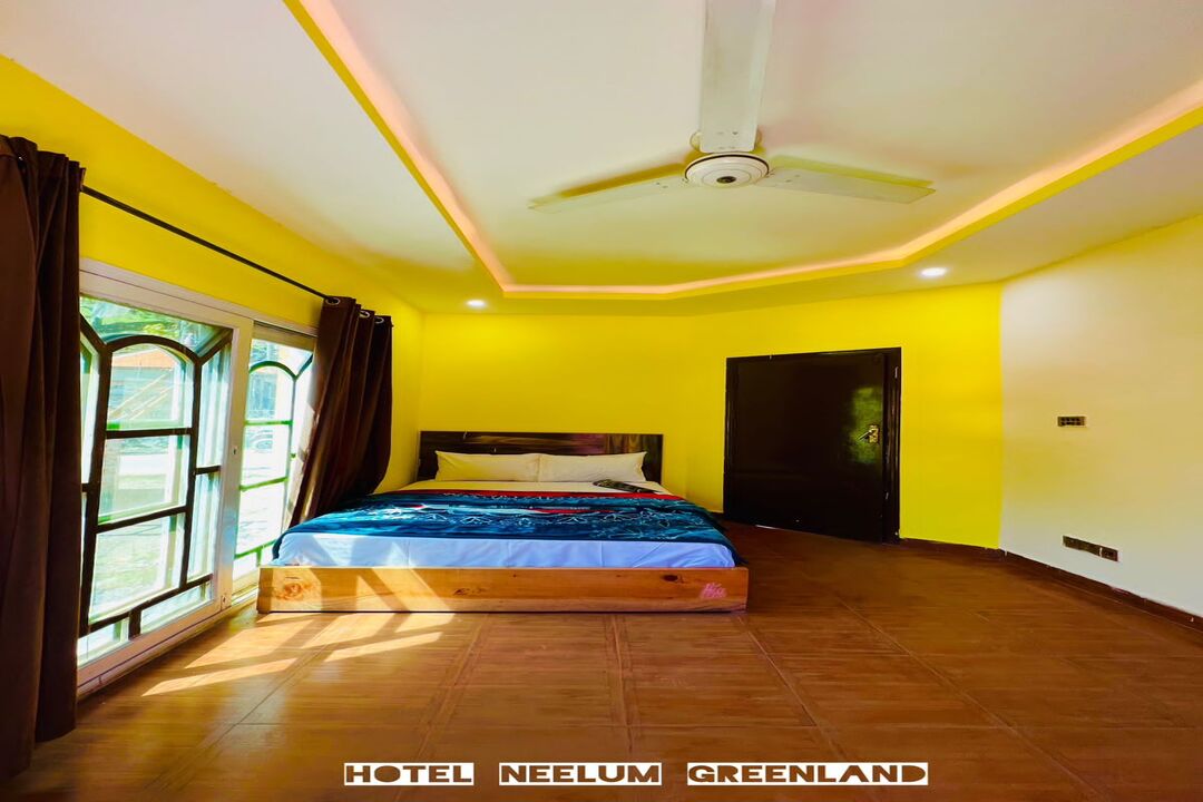Neelum Greenland Hotel