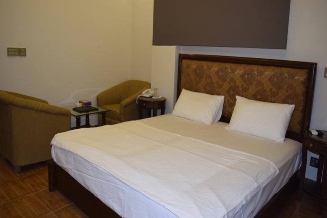 Neelum View Hotel, Muzaffarabad
