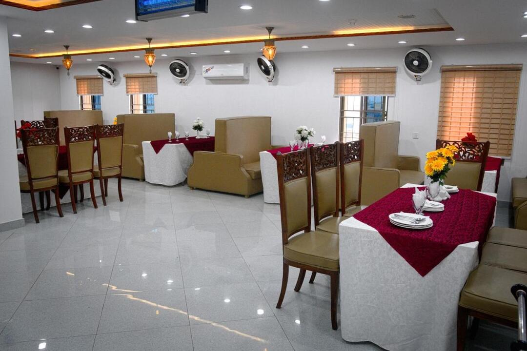 Neshaz Hotel & Suites, Johar Town Lahore