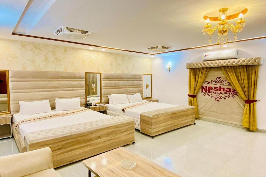 Quad Room