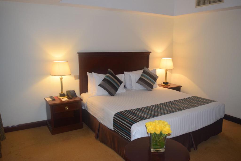 Deluxe Single or Double Room