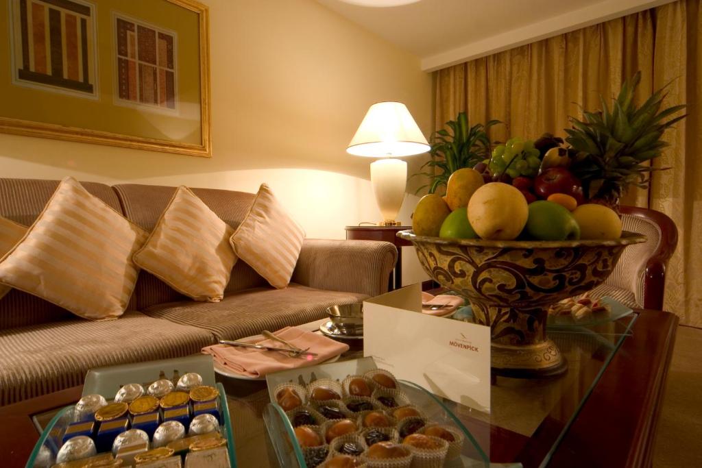 Deluxe Single or Double Room