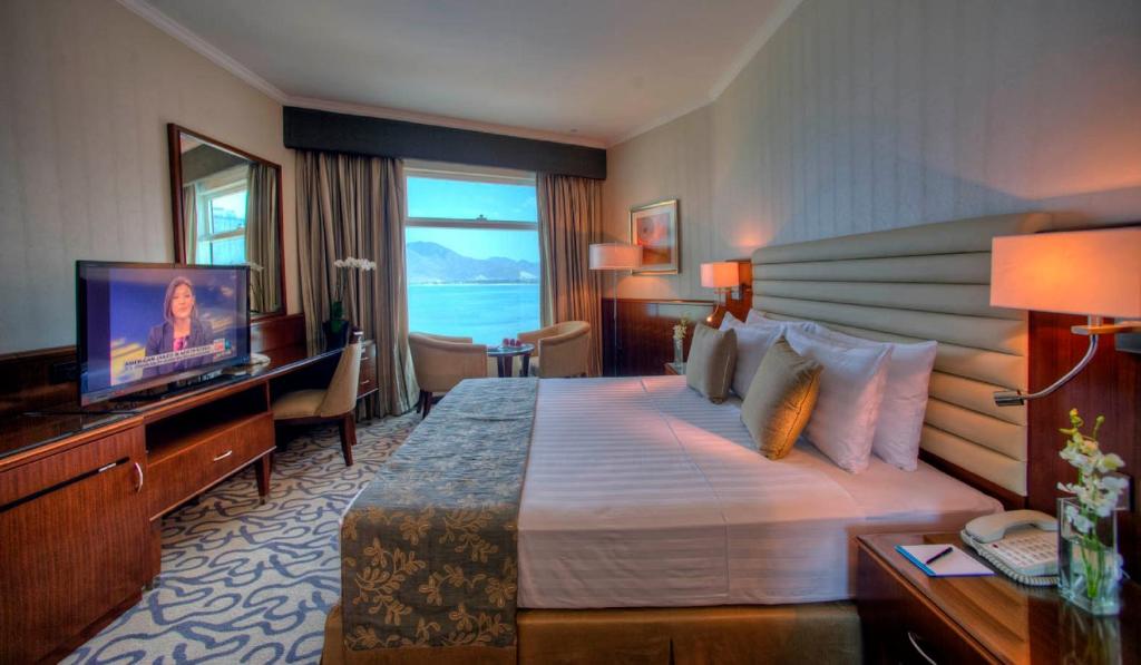 Oceanic Khorfakkan Resort & Spa