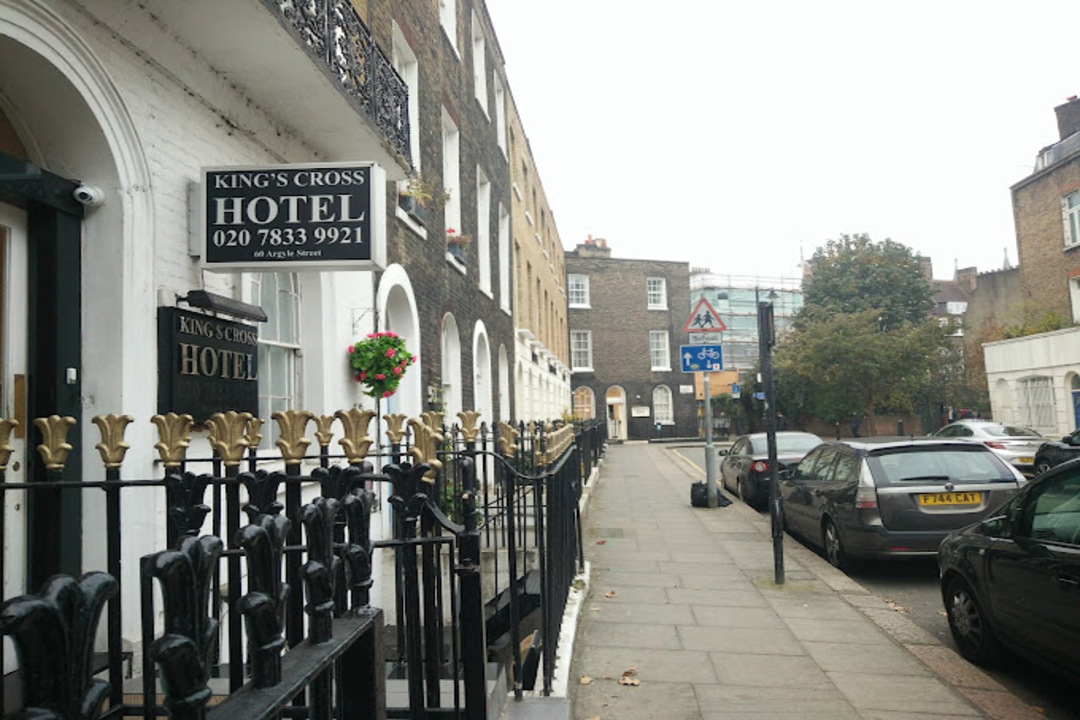 OYO Kings Hotel