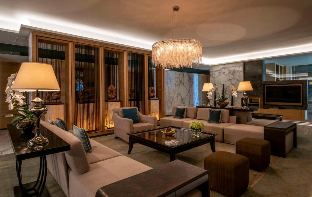 Presidential Suite with Plunge Pool