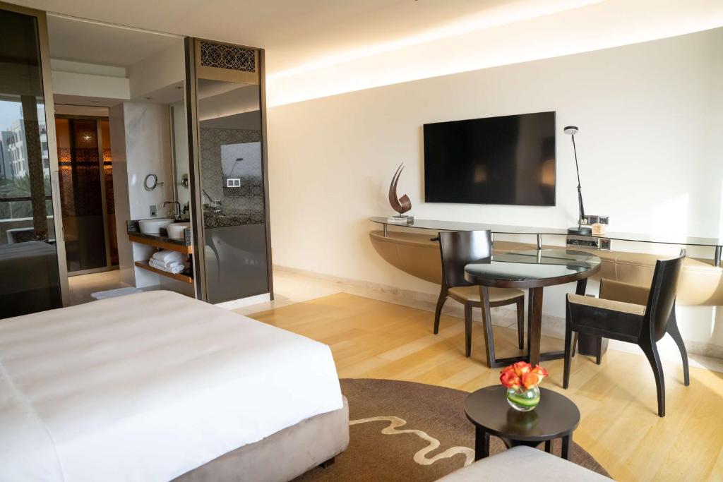 King or Twin Room with Garden View