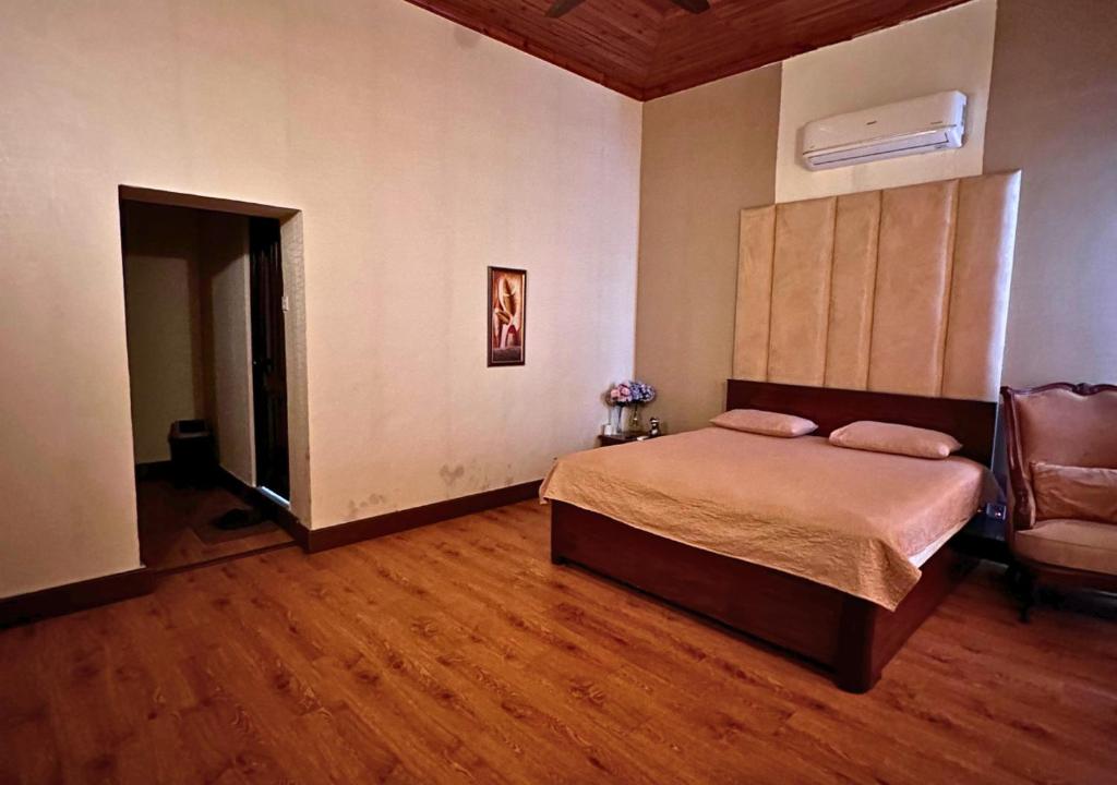 PINETOP RESORT