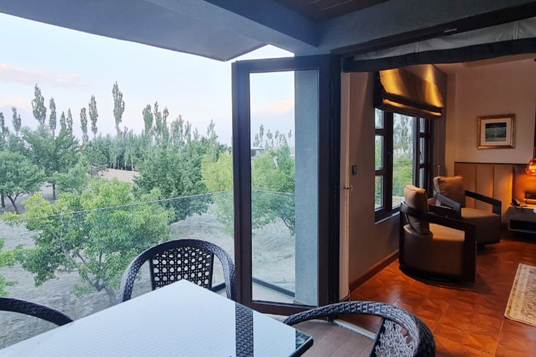 Pinnacle Executive Lodges
