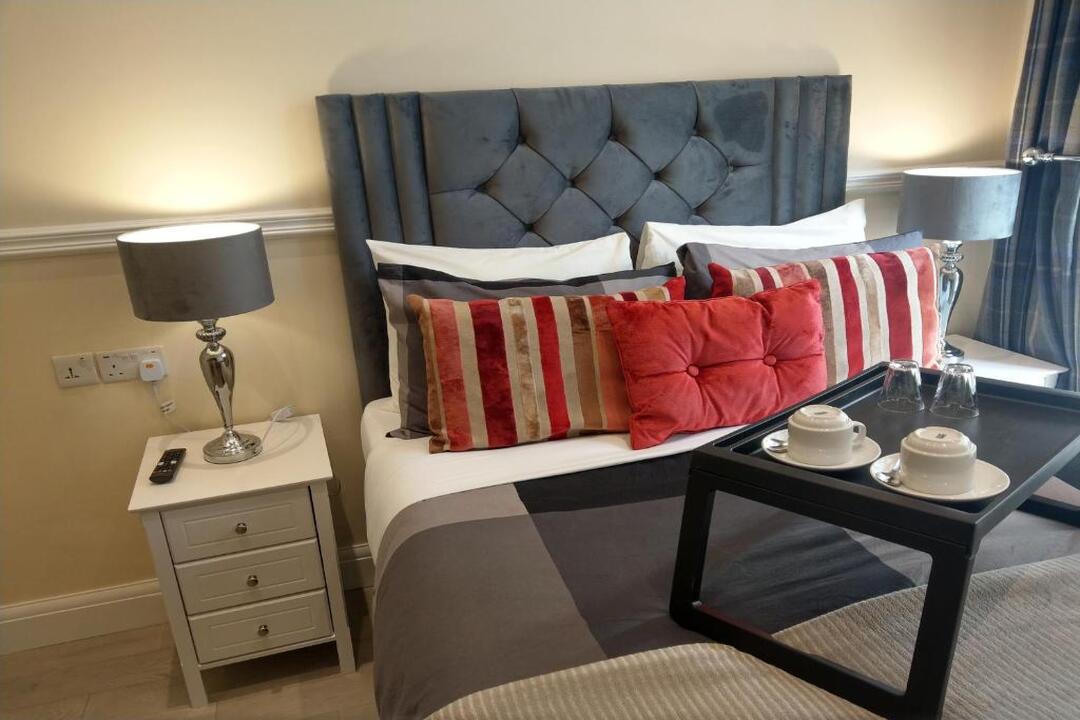Prime Inn, London