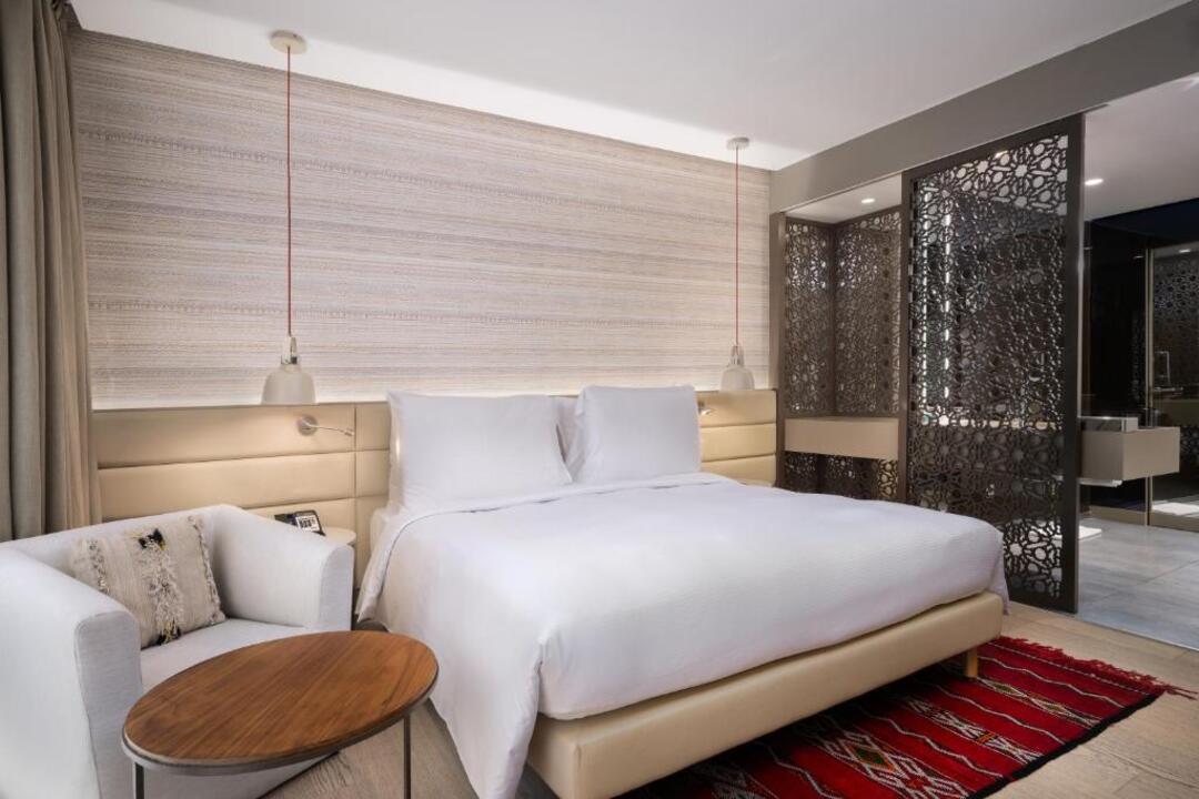 Radisson Blu Marrakech, Carré Eden