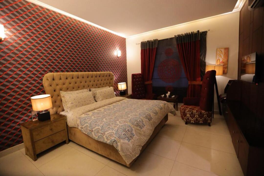 Raees Khana Hotel, Nathiagali