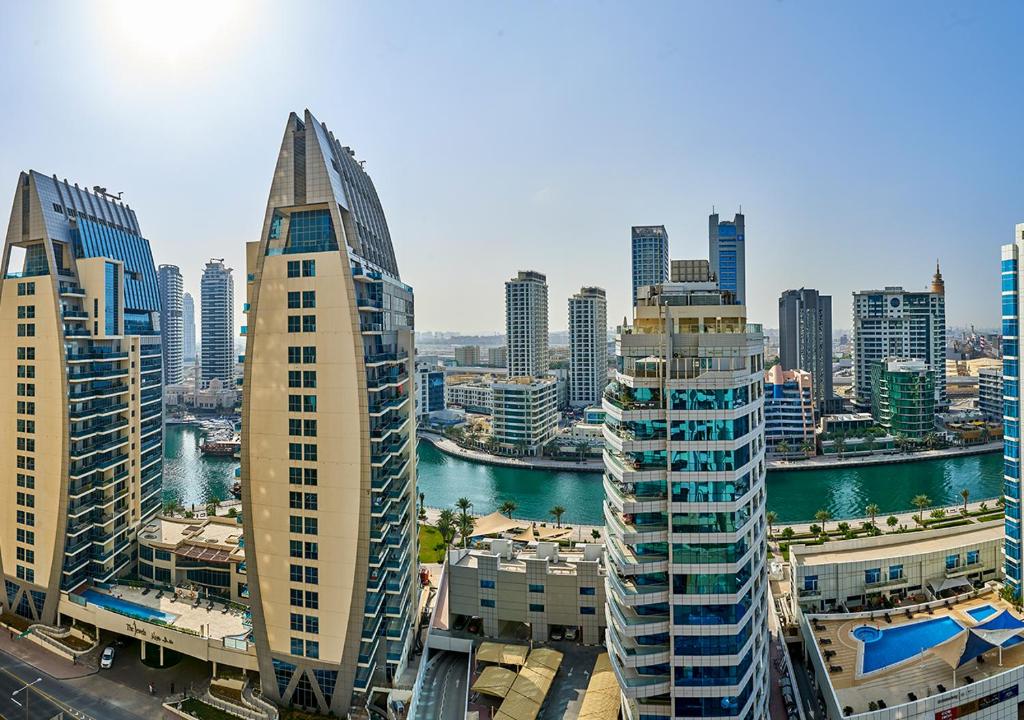 Ramada Hotel, Suites and Apartments by Wyndham Dubai JBR