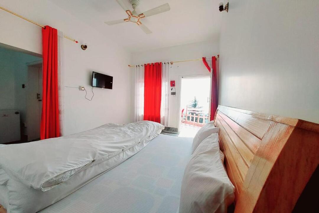 Red Rose Hotel & Resort Mansehra