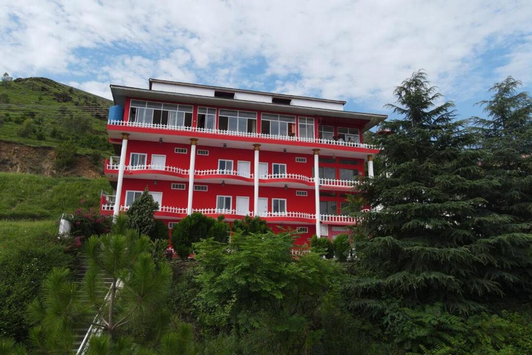 Red Rose Hotel & Resort Mansehra