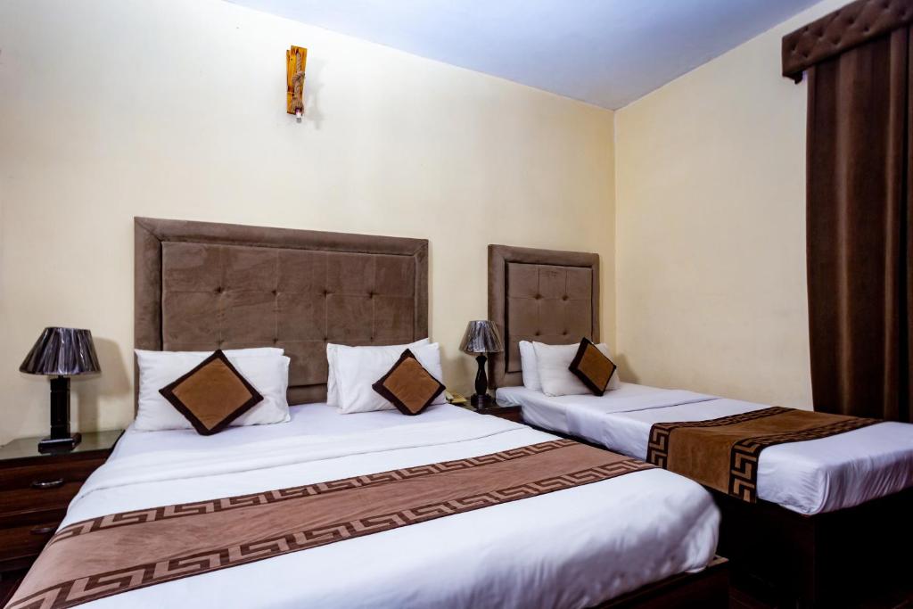 Rose Palace Hotel, Liberty