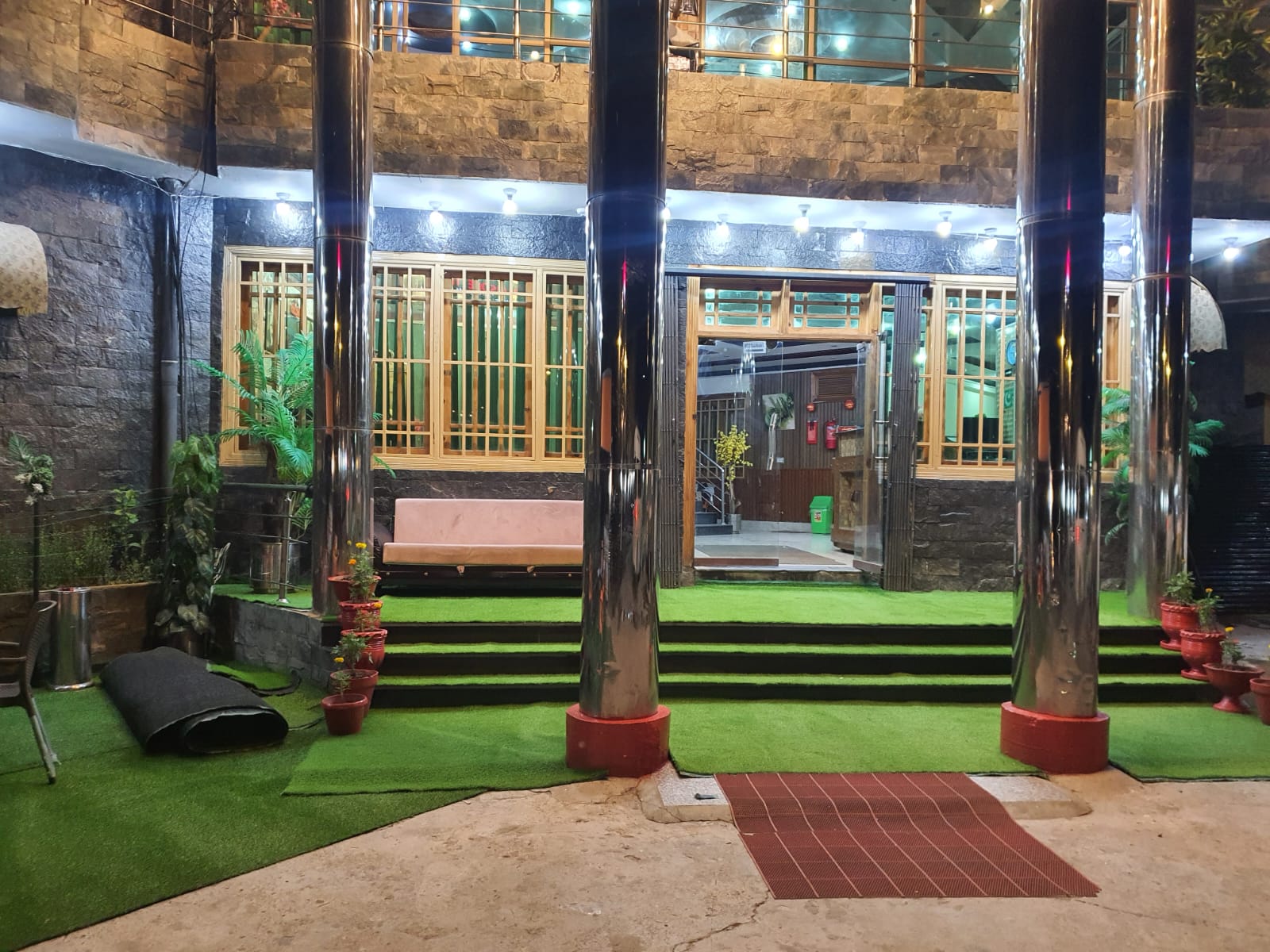 Rose Valley Hotel Naran