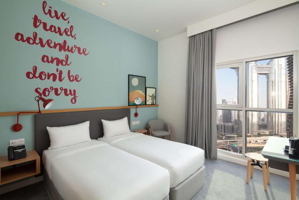 Rover Room - Monthly Stay - 30% off F&B and 50% of