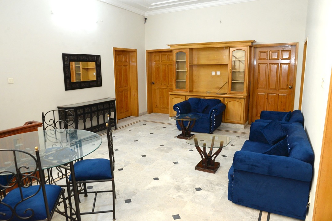 Royal Continental Guest House, Islamabad F-6/1
