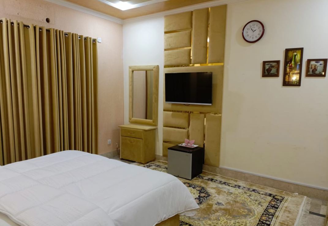 Royal Emirates Residence Hotel, Abbottabad