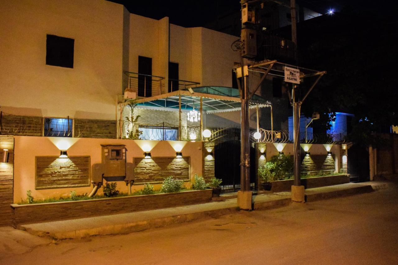 Royal Inn Hotel, Karachi