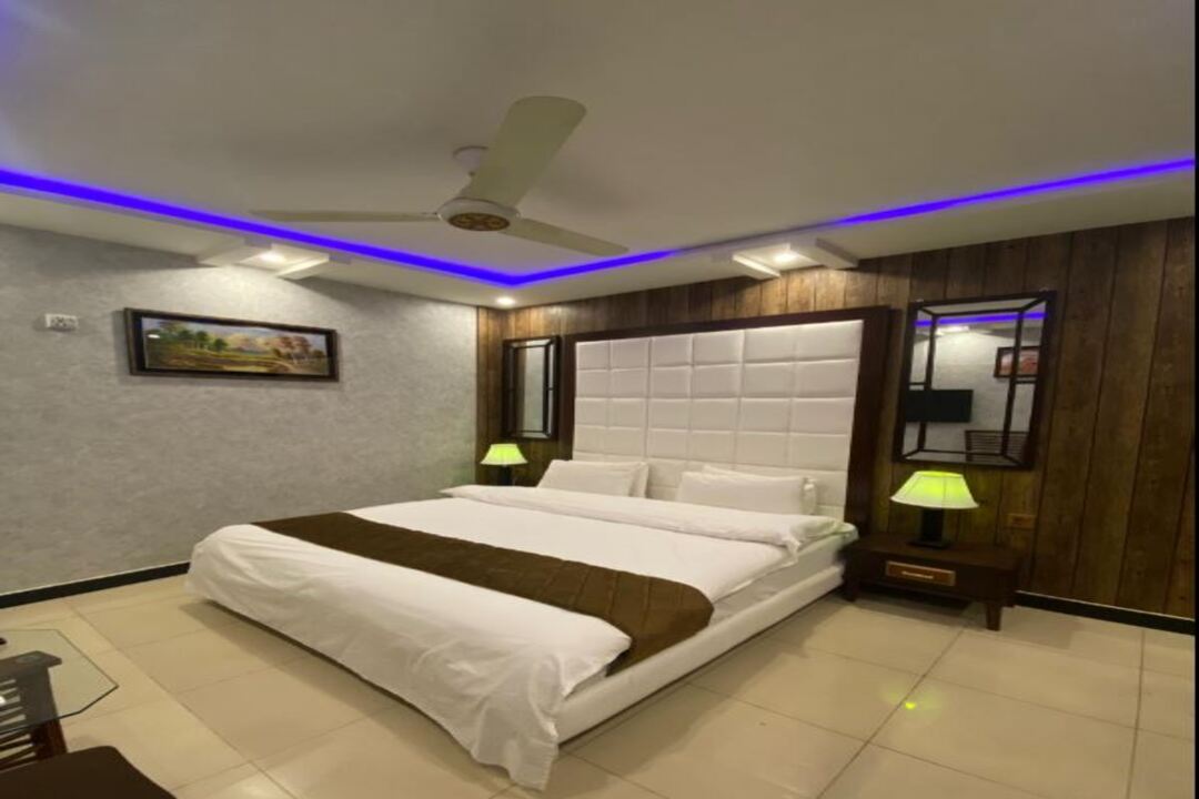 Royal Inn Hotel, Peshawar