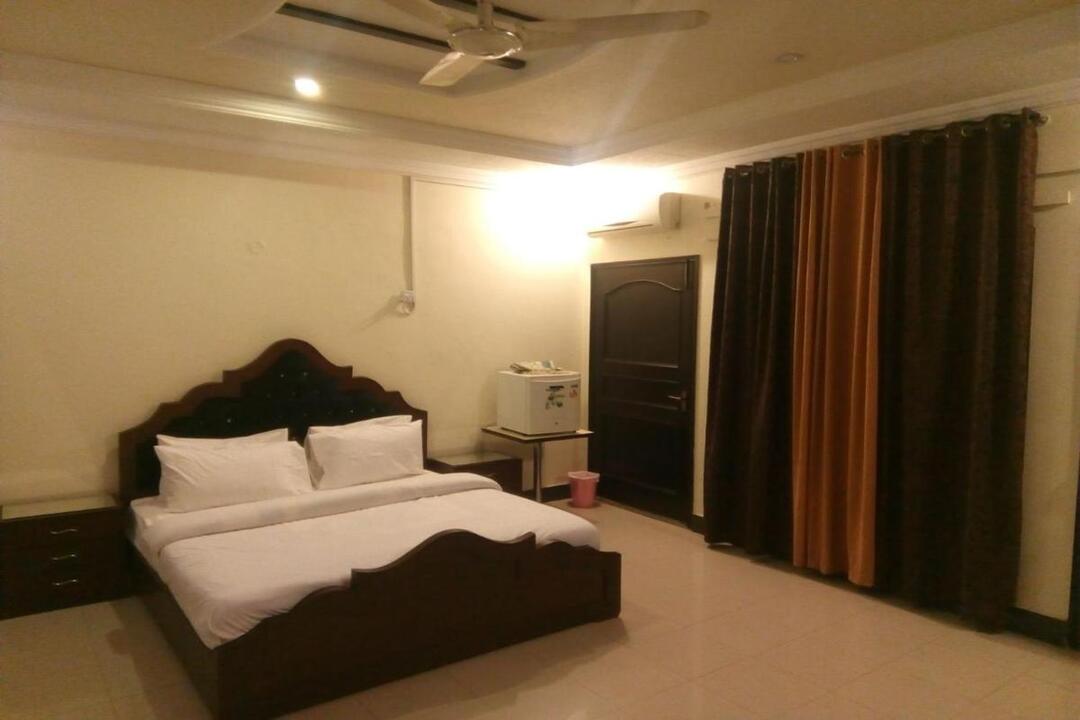 Royal Residency Guest House Islamabad F-11/1