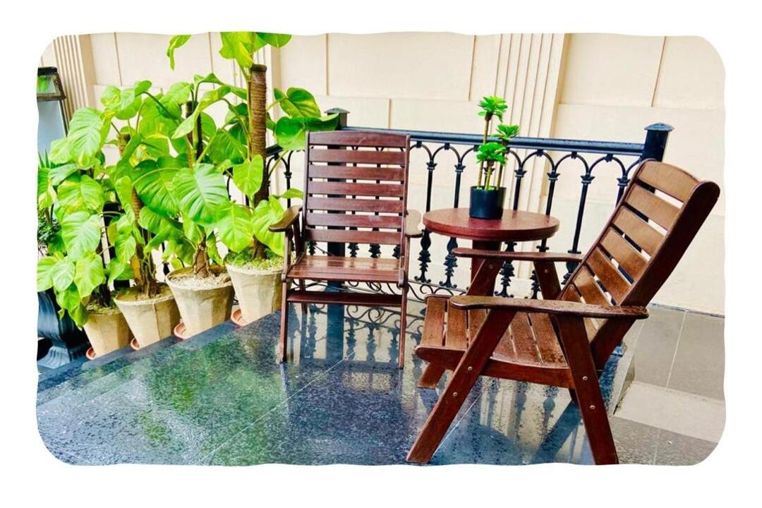 Saffron D'or Hotels Lahore