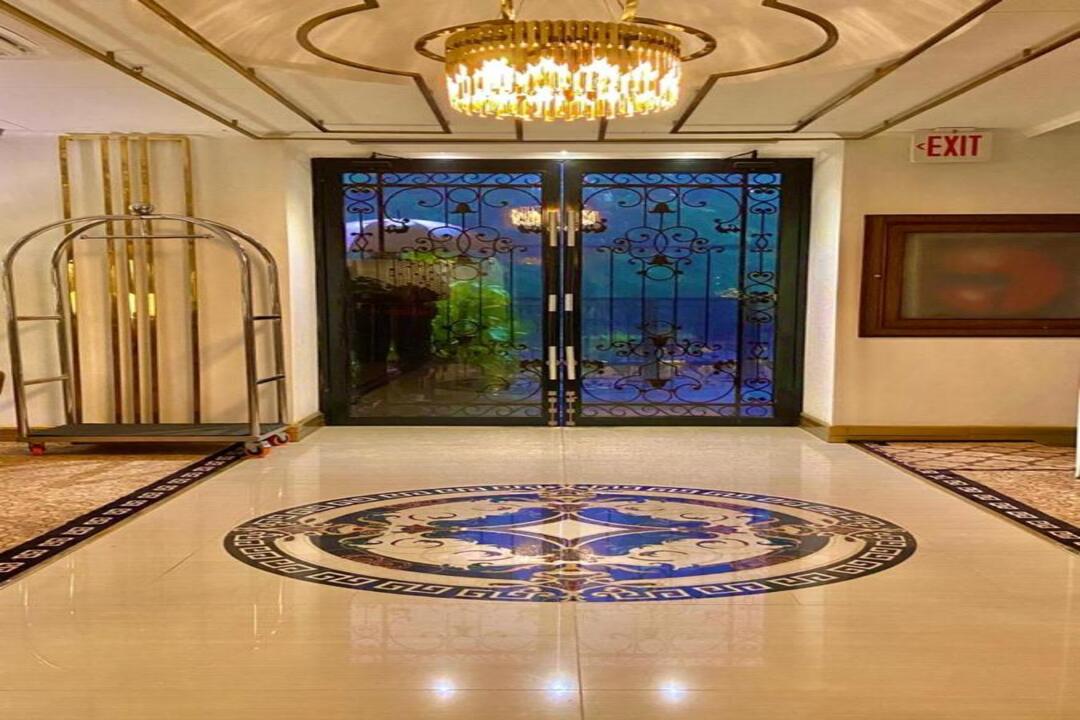 Saffron D'or Hotels Lahore