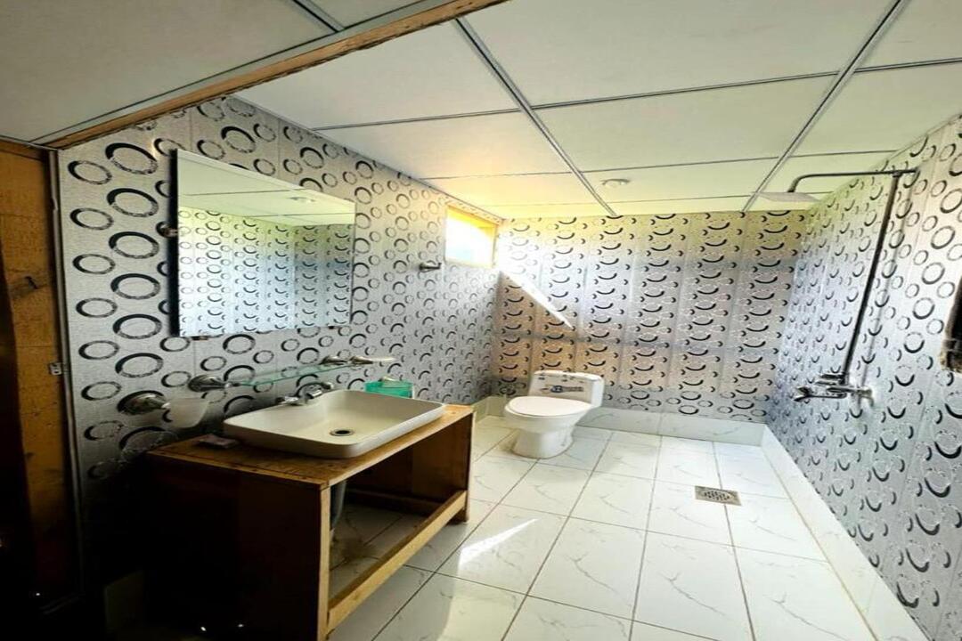 Second Home Guest House, Arang Kel