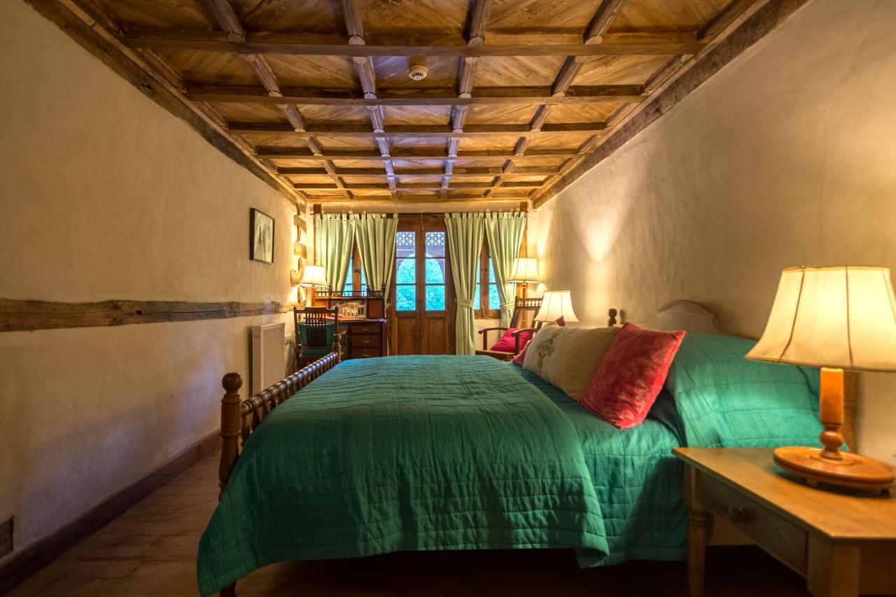 Fort Room