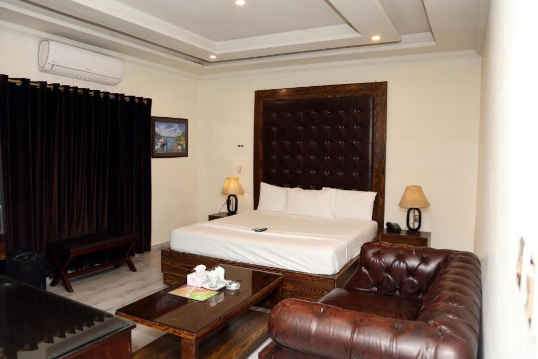 Shalimar Hotel