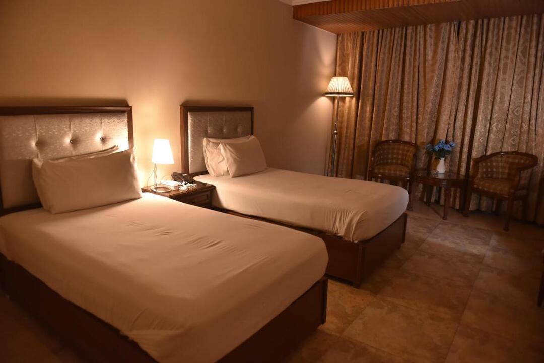 Shalimar Tower Hotel Lahore