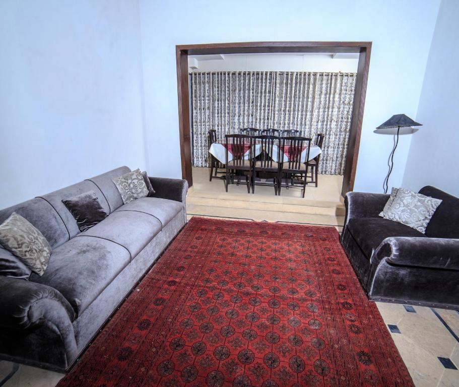 Shelton Hotel, Rawalpindi