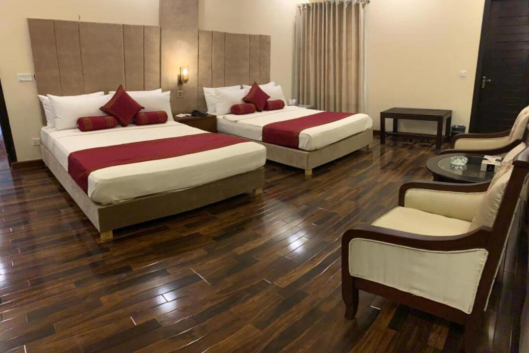 Shelton’s Rezidor Lahore