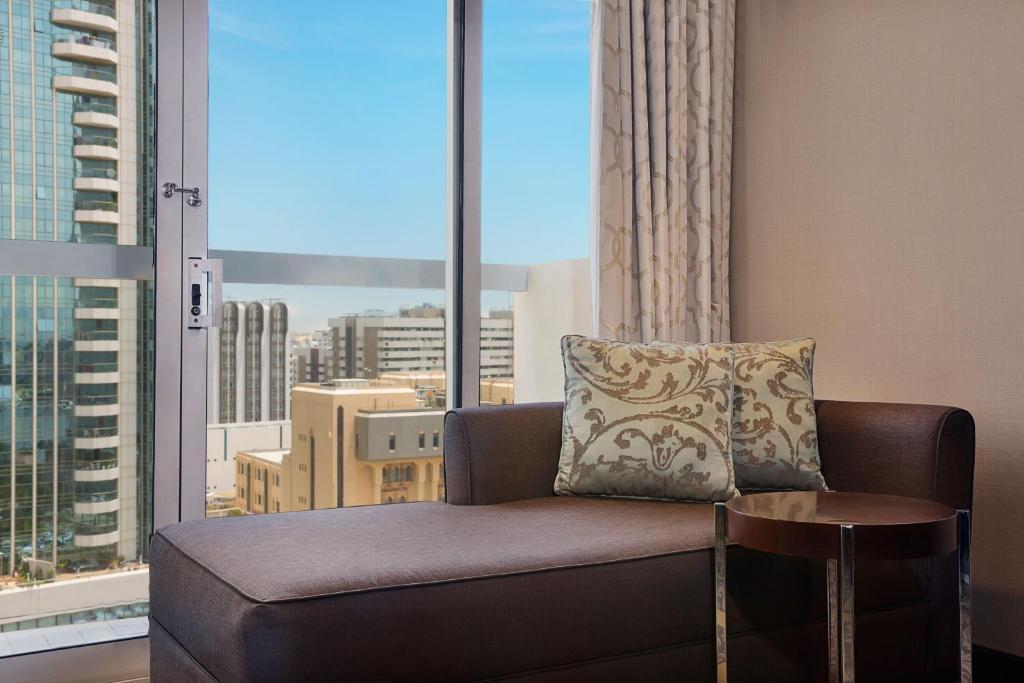 Sheraton Dubai Creek Hotel & Towers