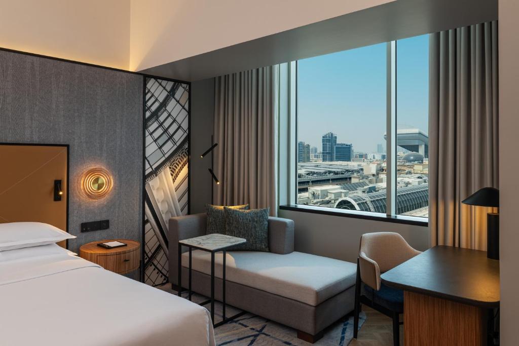 Sheraton Mall of the Emirates Hotel, Dubai