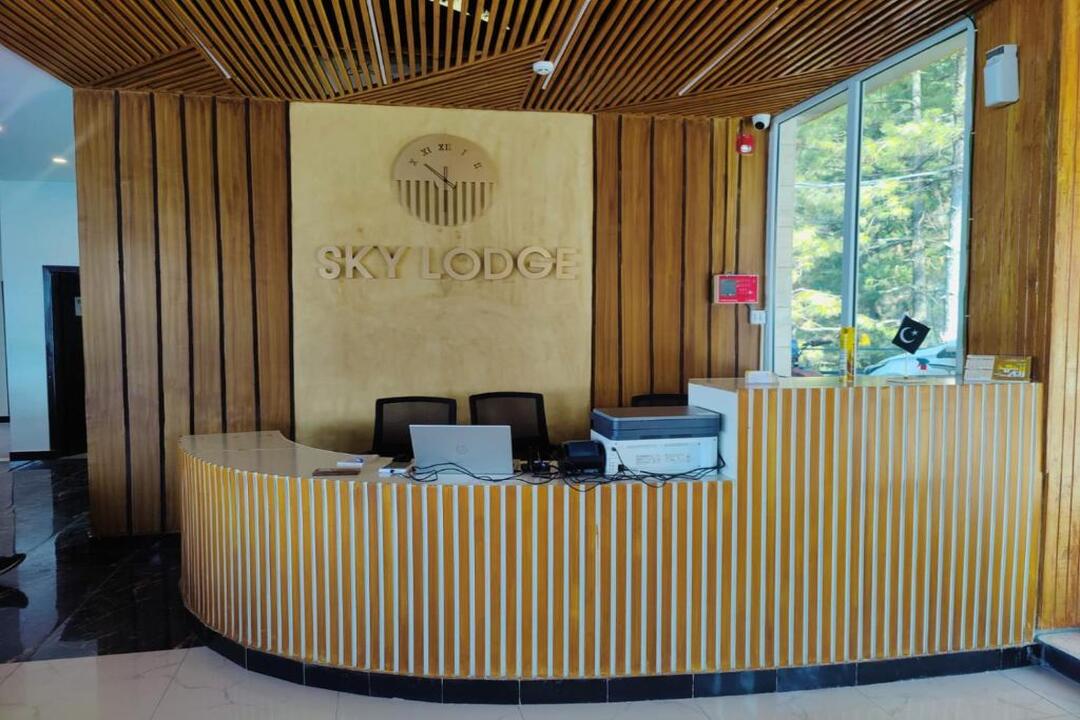 Sky Lodge Hotel
