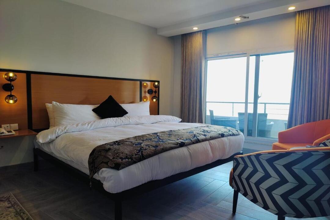 Sky Lodge Hotel
