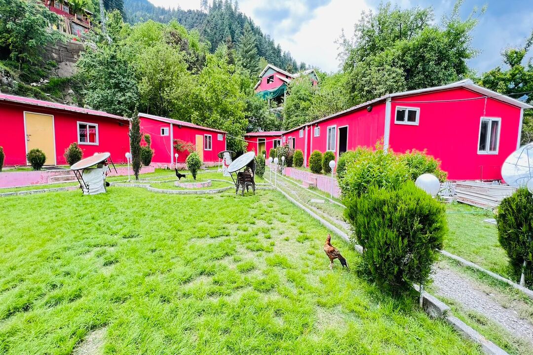 State Continental Guest House - Kutton Neelum Valley