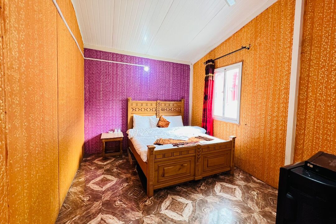 State Continental Guest House - Kutton Neelum Valley