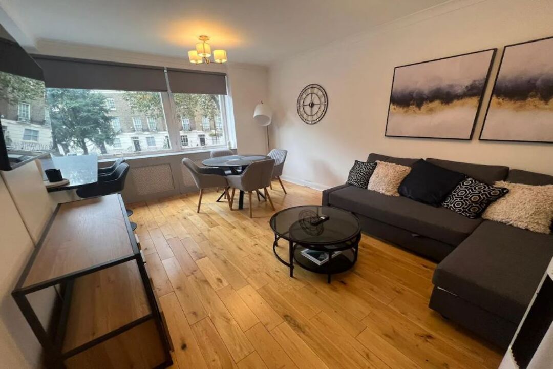 Stunning flat in Hyde Park