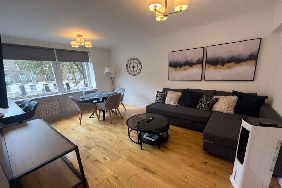 Stunning flat in Hyde Park