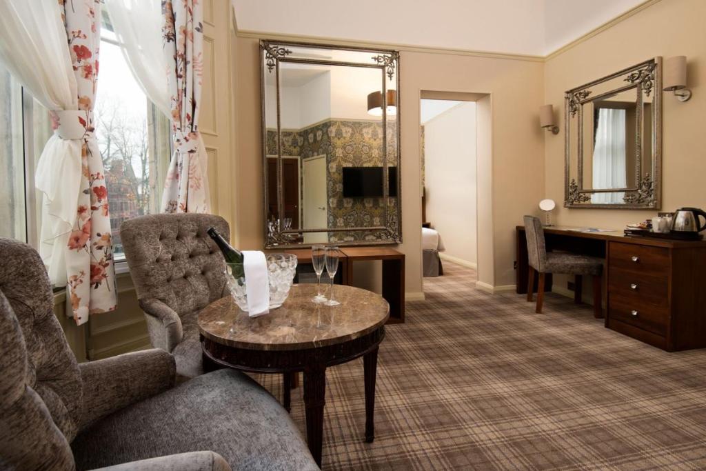 Double or Twin room with either sofa bed or bunks