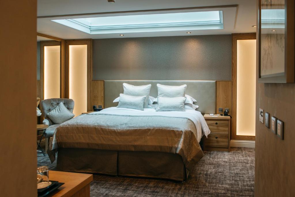 Suite Double Room with View