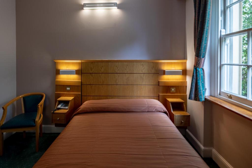 The Nayland Hotel